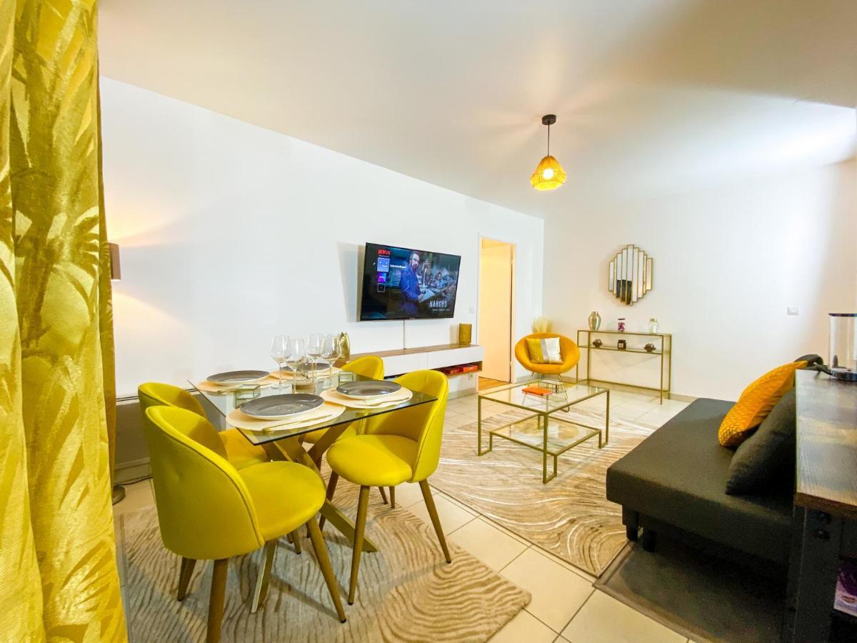 Apartament The Golden House * Parking * Garden Corbeil-Essonnes Zewnętrze zdjęcie